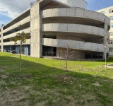 Нов многоетажен паркинг започна работа в район “Западен”